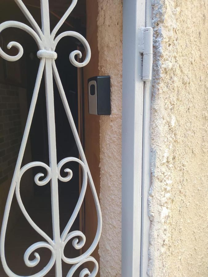 Apartment Dry Bridge Tbilisi Exterior photo